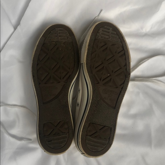 ⭐️CONVERSE⭐️ | Women’s Size 7 | Men’s Size 5 | - Picture 4 of 8